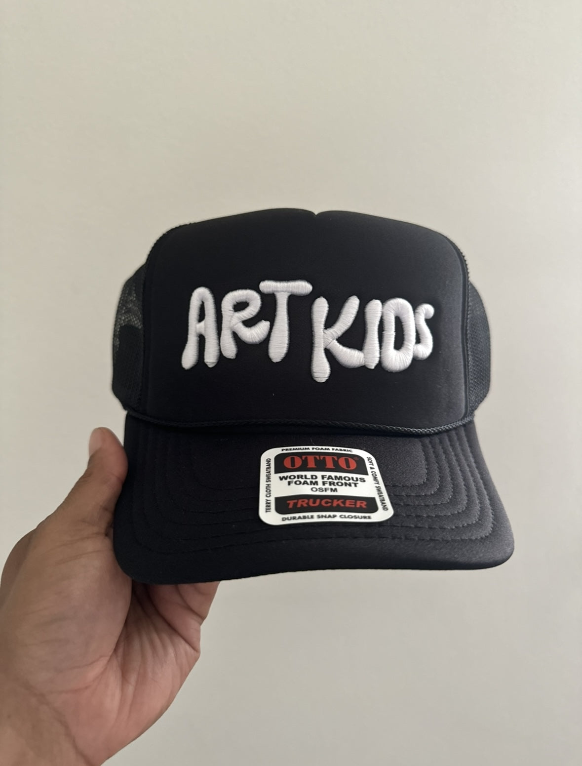 ART KIDS TRUCKER HAT